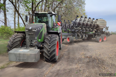 Ідеальний тандем: як працюють трактор Fendt 942 Vario та сівалка Fendt Momentum 16