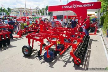 «Лозовские машины» на Агро-2018 представили новые решения для аграриев