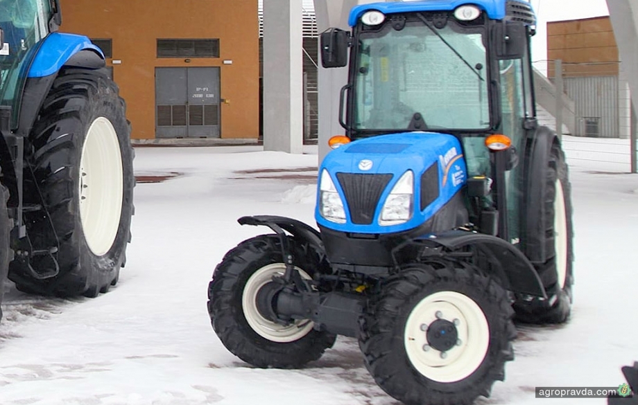 В Україні продемонстрували новий компактний трактор New Holland