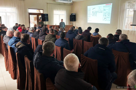 «Астра» продовжує навчання по роботі з технікою HORSCH