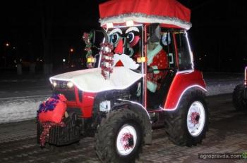 Праздничный парад тракторов «Беларус». Фото