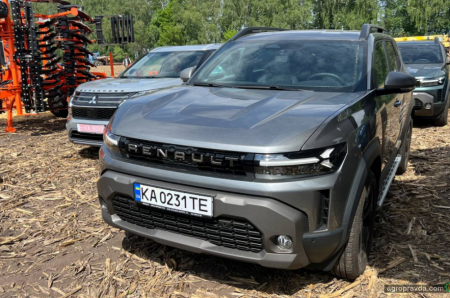 Яку автомобільну техніку представлено аграріям цього сезону. Новинки AGRO CHALLENGE