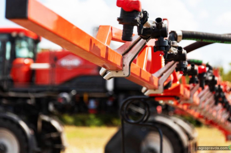 KUHN FIGHTER 3000: продуктивність і точність захисту рослин