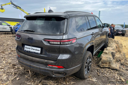 Яку автомобільну техніку представлено аграріям цього сезону. Новинки AGRO CHALLENGE