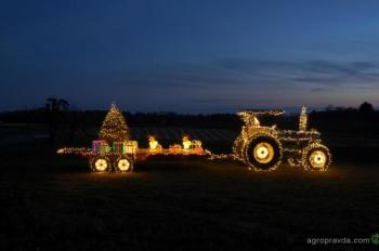 Новогодние тракторы