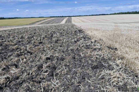 Господарство з Кіровоградщини закупило вже другу одиницю техніки Vaderstad цього року