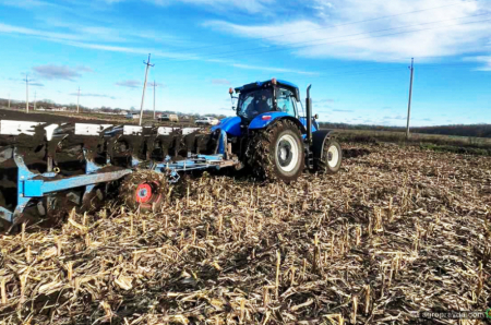 На Кіровоградщині продемонстрували роботу New Holland T7.260