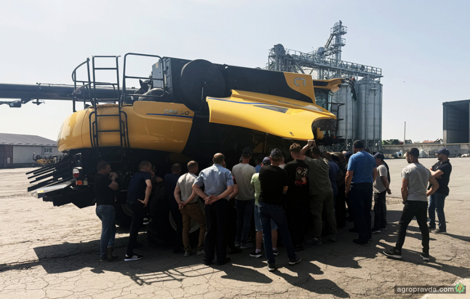 New Holland продовжує сесію навчань для операторів техніки