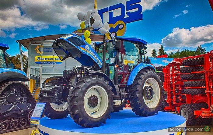 Трактор New Holland TD5.110 на просторах Украины. Видео
