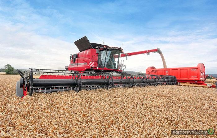 Case IH разработал самую большую в мире жатку