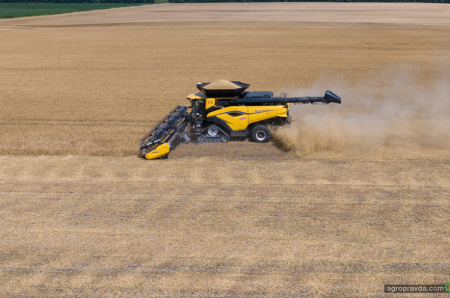 Чому фермер на Вінниччині обрав один із перших в Україні New Holland CR11