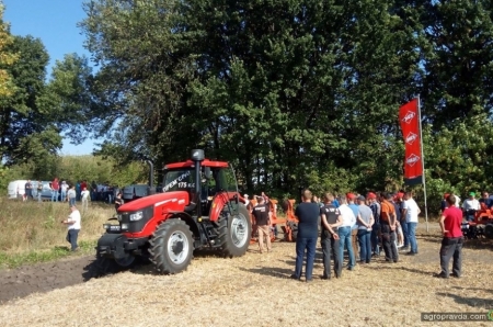 Первый в Европе трактор ELG1754 нашел владельца в Украине