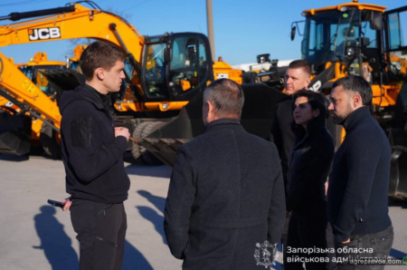 Комунальники Запоріжжя отримали партію спецтехніки
