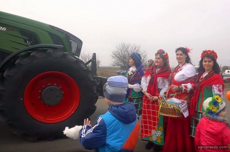 Донецкие аграрии получили партию техники ведущих производителей