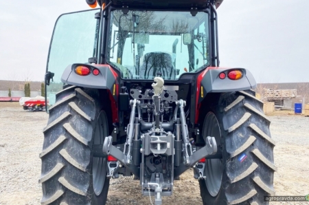 Аграріям доправили трактори Massey Ferguson нового покоління