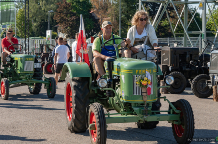 Як пройшла одна з найбільших зустічей 500 історичних тракторів Fendt Dieselross
