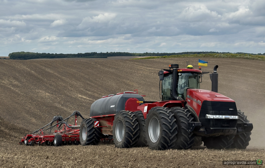В Чернівецькій області стартував посів озимого ріпаку на 2025 рік В Чернівецькій області стартував посів озимого ріпаку на 2025 рік
