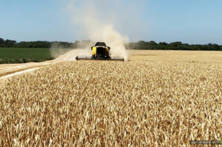 Які результати показав комбайн New Holland CR7.90 у реальних умовах на Кіровоградщині
