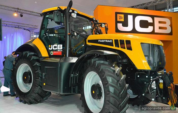 JCB представил новые трактора на Agritechnica 2013