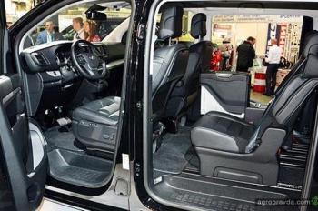 Toyota представила в Украине конкурента VW Transporter