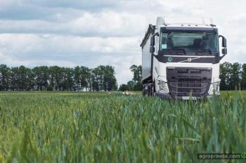 В Украине представлен новый тягач под зерновоз Volvo FH