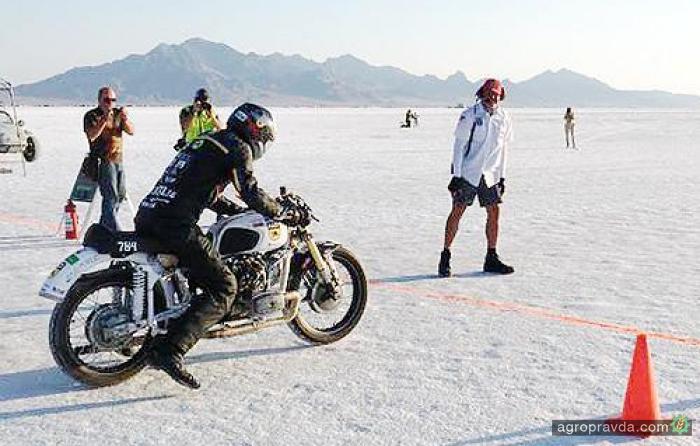 Украинский мотоцикл Днепр превзошел мировой рекорд Harley-Davisdon