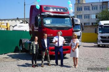 В Украине открылся первый автосалон Sinotruk