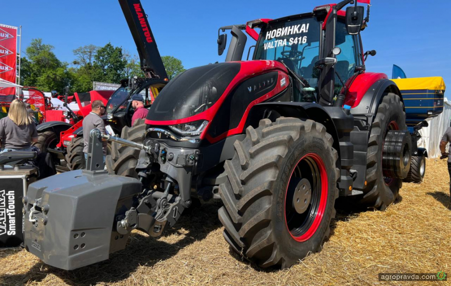 В Україні представили новий флагманський трактор Valtra S416 В Україні представили новий флагманський трактор Valtra S416