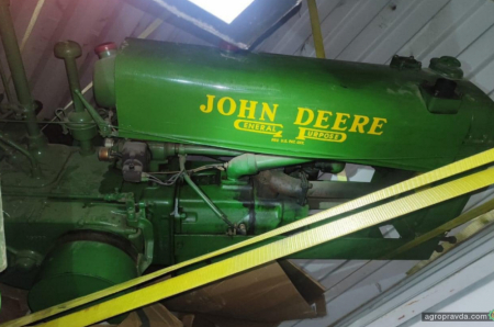 В Україну намагались ввезти трактор John Deere 1938 року