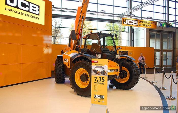 JCB представил новинки на выставке Agritechnica-2015