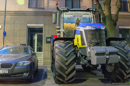 У Литві розробили трактор в підтримку України. Фото