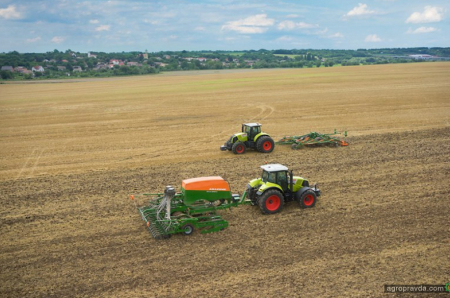 Чим сподобались трактори CLAAS AXION 800 українським аграріям