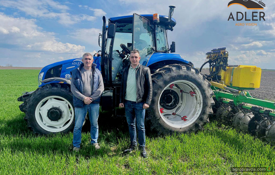 Аграрії отримали новий трактор New Holland T5.110 S