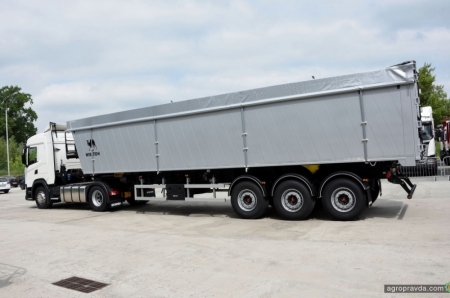 Scania представит на АгроЭкспо специальный аграрный зерновоз
