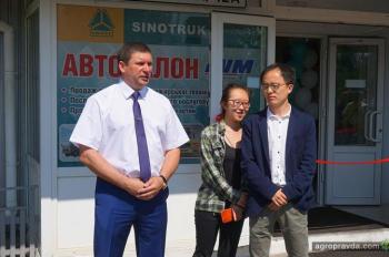 В Украине открылся первый автосалон Sinotruk