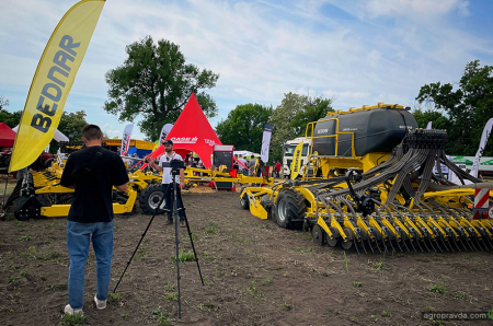 Яку провідну техніку представила Тайтен Машинері Україна на першому Дні поля сезону