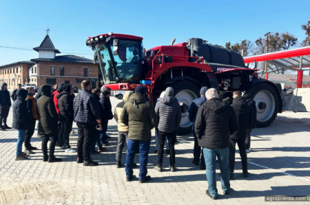 «Астра» продовжує навчання по роботі з технікою HORSCH