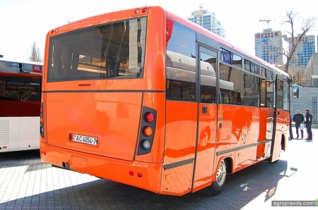 МАЗ представил в Украине автобус для сельской местности