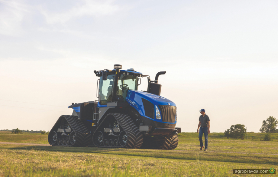 New Holland представляє ТОПовий гусеничний трактор 2025-го модельного року