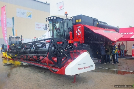 Versatile на Agro Expo 2020 представил комбайн Nova 340