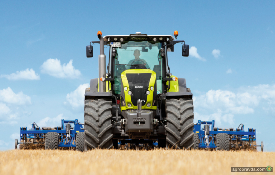 Чому українські аграрії обирають трактори CLAAS AXION 900