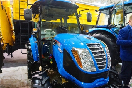 Какие новинки тракторов демонстрировали в Киеве