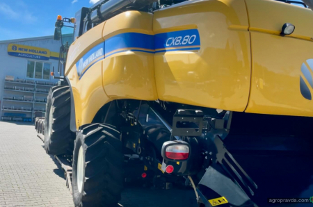 До Волині їде найбільший клавішний комбайн New Holland CX8.80