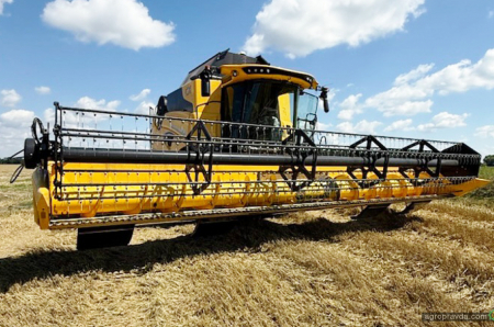 В Україні випробовують новинку - New Holland CX8.80 2026 модельного року