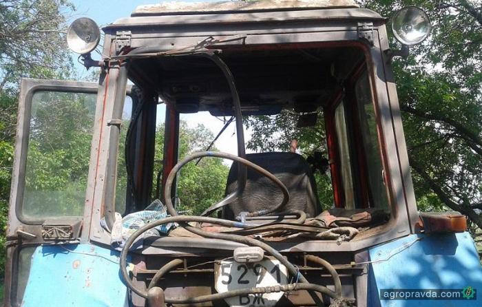 В Луганской области подорвался трактор