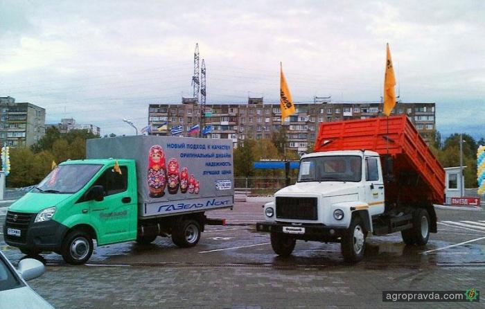ГАЗ представил новинки: ГАЗель NEXT и ГАЗ 3309 с самосвальной надстройкой