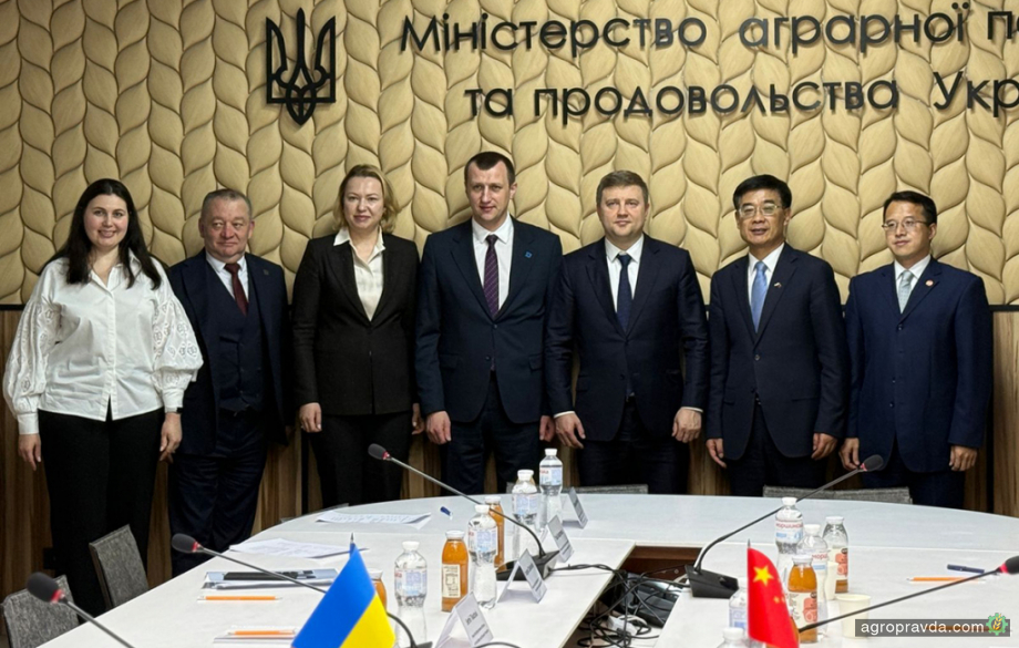 Україна розширює український аграрний експорт до Китаю