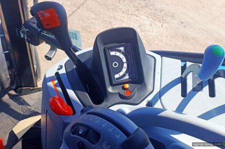 Клієнт з Харківщини обрав трактор New Holland T6050 PLUS FULL у топовій комплектації