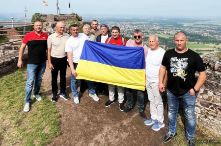 Клієнти ТЕХНОТОРГ відвідали виробничі об’єкти компанії KUHN