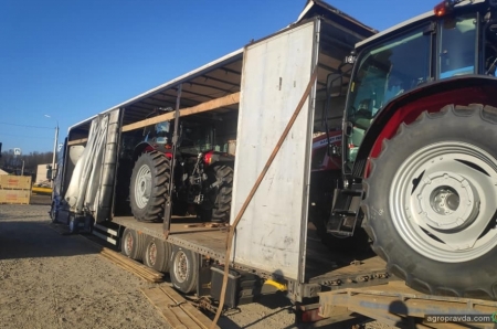 В Україну прибула чергова партія тракторів Massey Ferguson